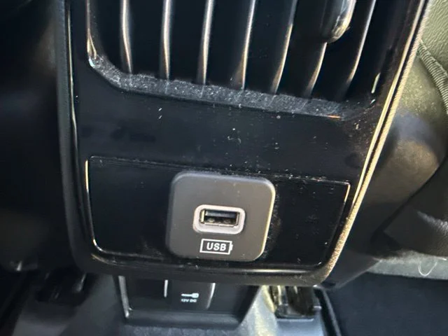 Used 2025 Red Jeep Latitude image 18