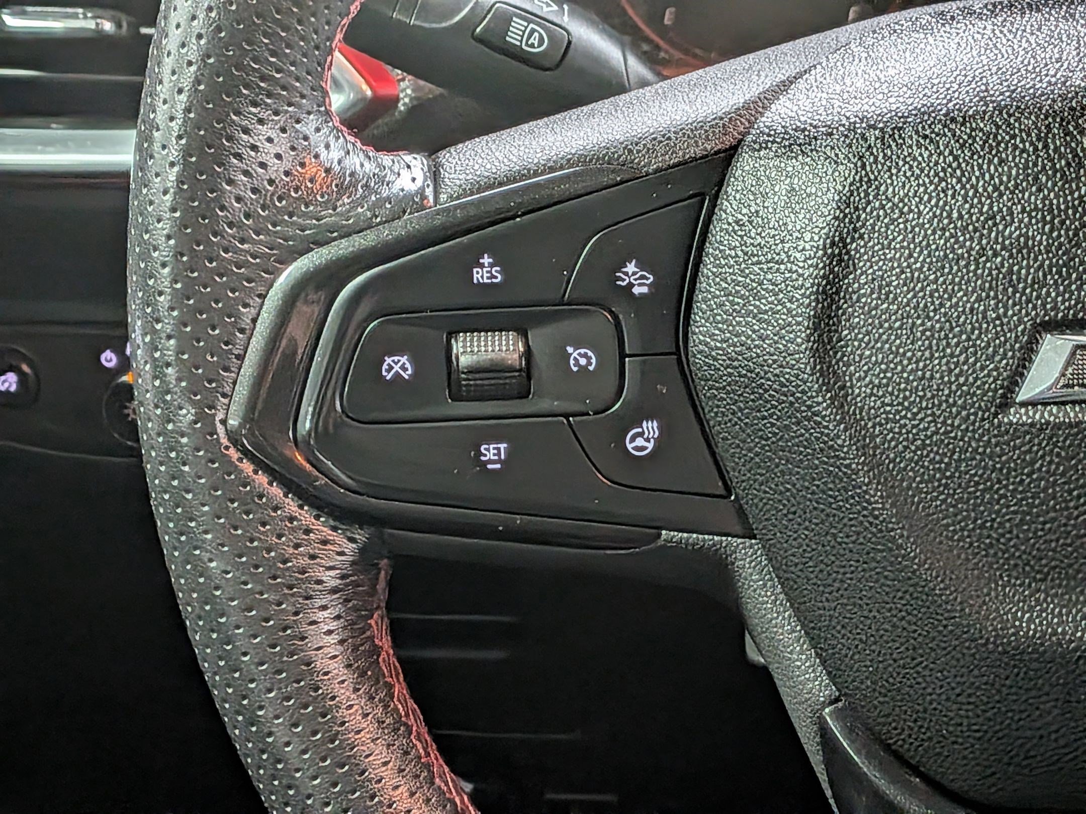 Used 2023 Summit White Chevrolet RS image 18