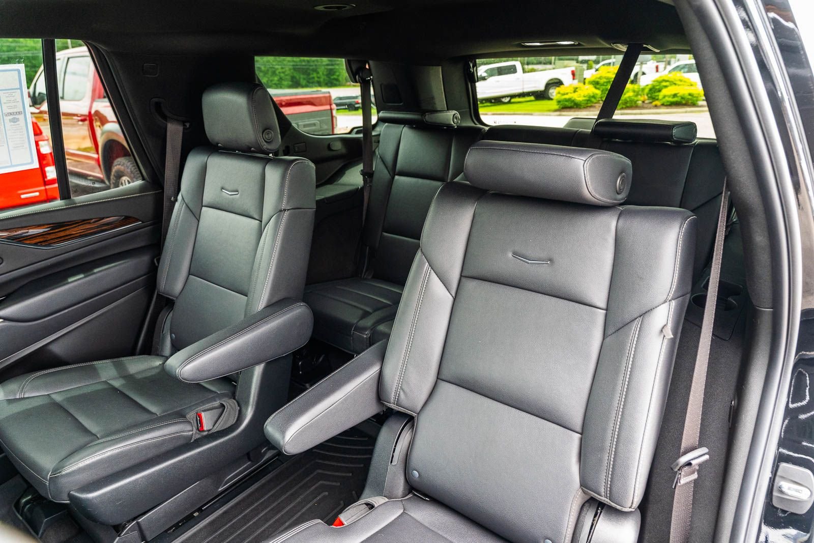Used 2024 Black Cadillac Luxury image 20