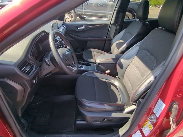 Used 2025 Red Ford ST-Line image 18