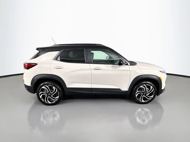 New 2026 White Sands Chevrolet RS image 8