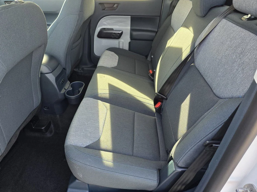 New 2026 Oxford White Ford XLT image 29