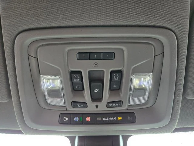 Used 2023 Black GMC Denali image 31