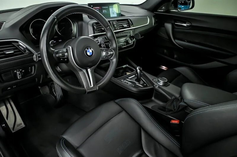 Used 2019 Alpine White BMW Competition image 20