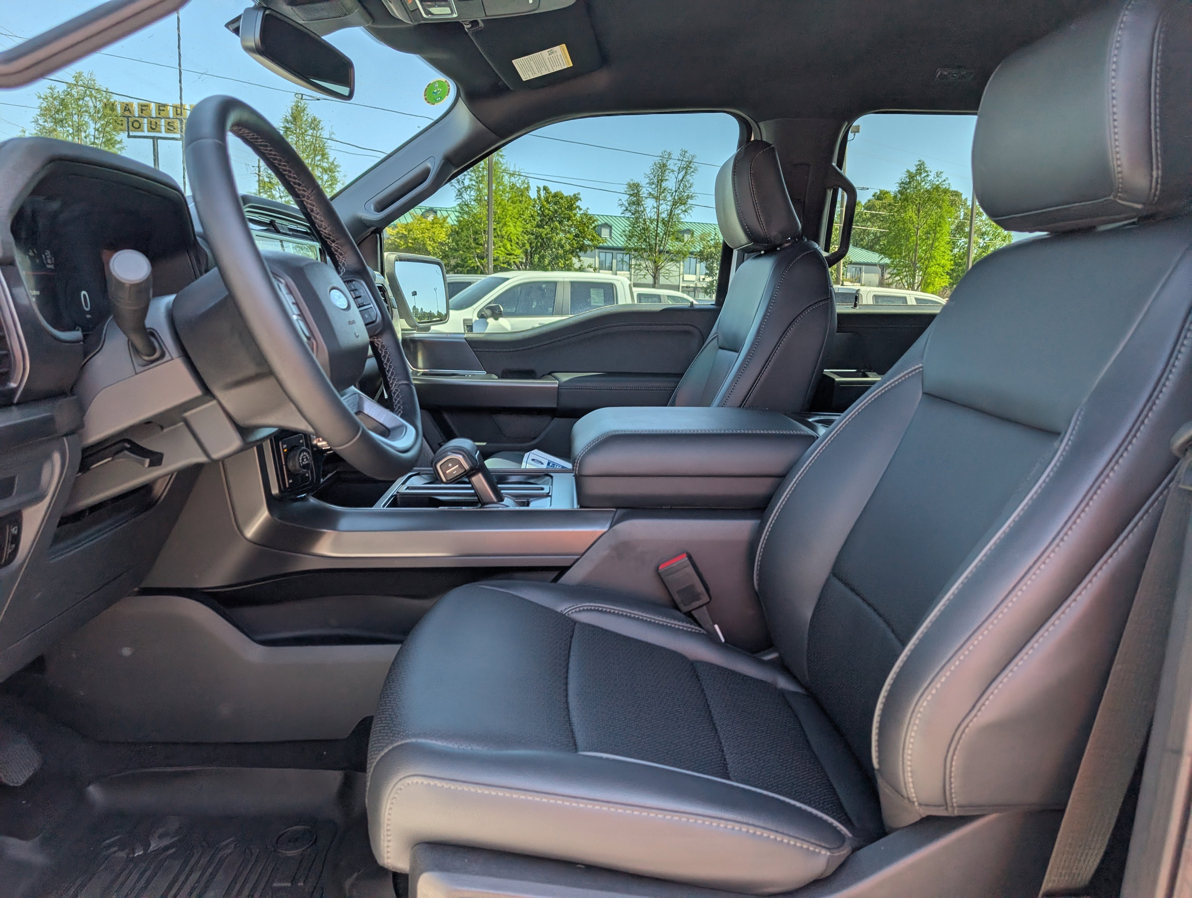 New 2026 STAR WHITE FORD Lariat image 18
