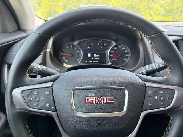 Used 2024 Red GMC AT4 image 17