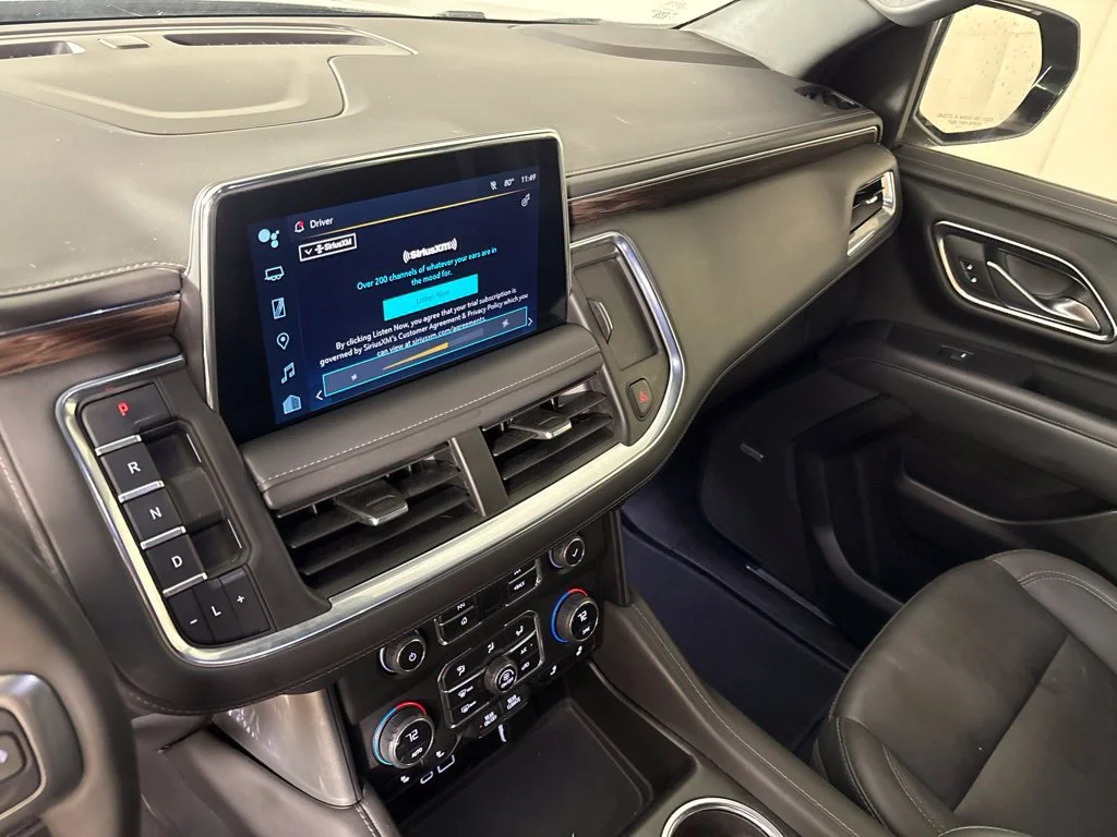 Used 2023 STERLING GRAY METALLIC Chevrolet LT image 43