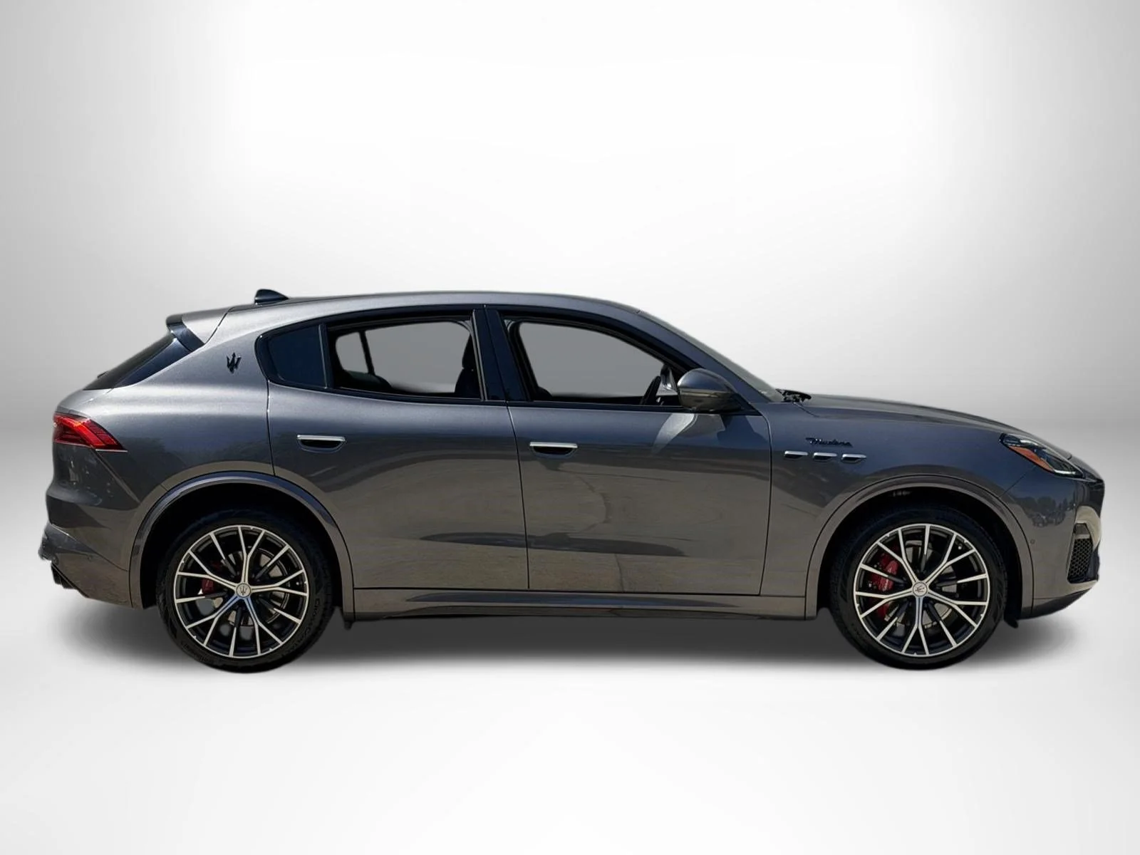 Used 2023 Grigio Lava Metallic Maserati Modena image 2