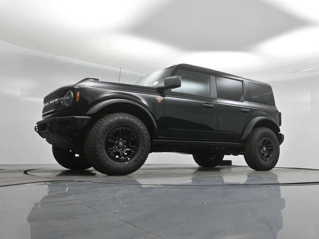 New 2026 Shadow Black Ford Badlands image 44