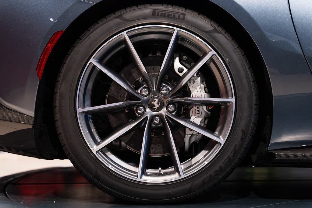 Certified Used 2023 Extra Sample Ferrari Base image 15