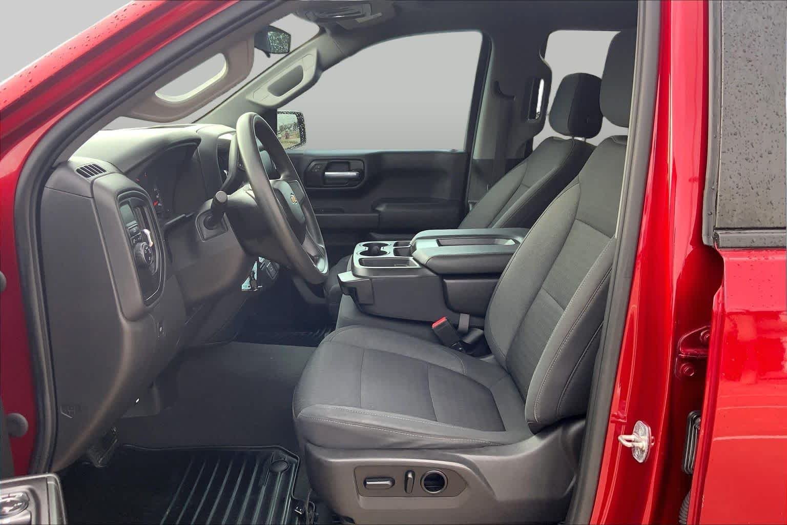 Used 2022 Cherry Red Tintcoat Chevrolet Custom image 8