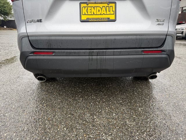 Used 2021 Silver Sky Metallic Toyota XLE image 30