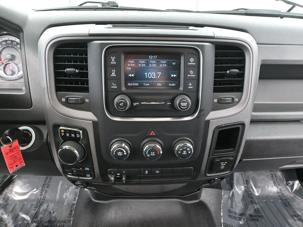 2019 RAM Ram 1500 Classic Tradesman - Photo 32