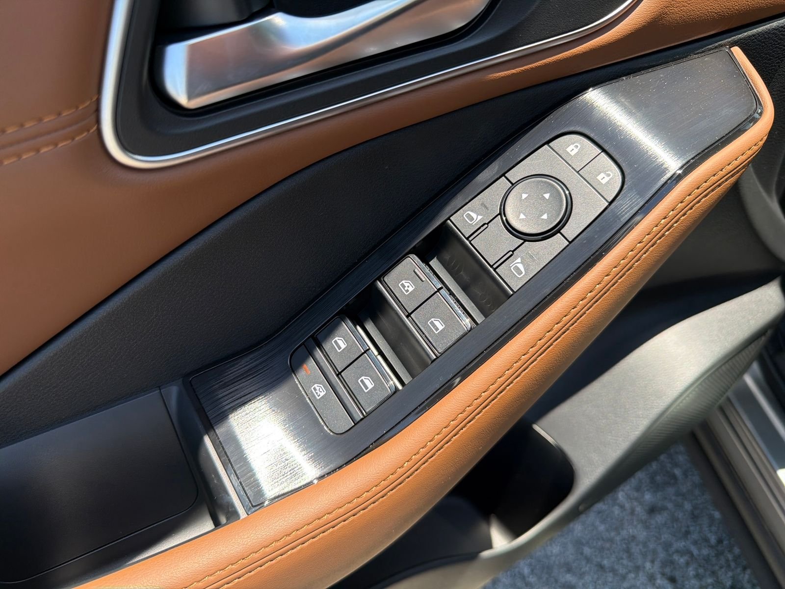 New 2026 Gray Nissan Platinum image 29