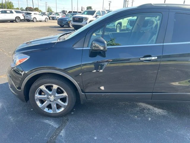 Used 2013 Black Buick Leather image 6