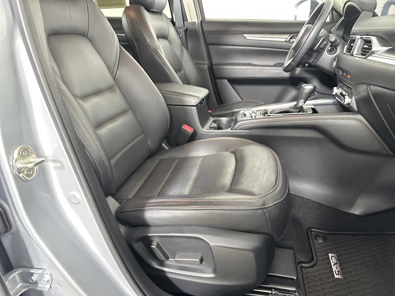 2022 Mazda CX-5 S Premium package - Photo 28