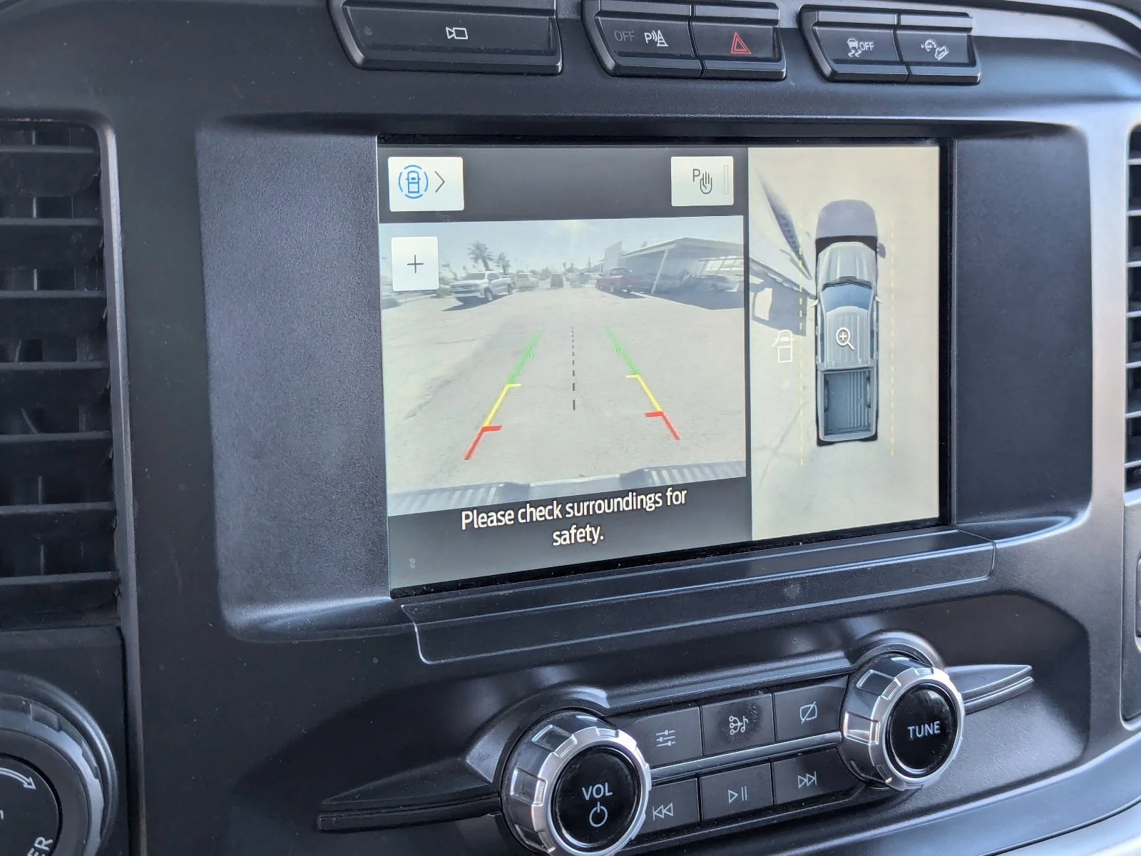 Used 2021 Oxford White Ford XLT image 30