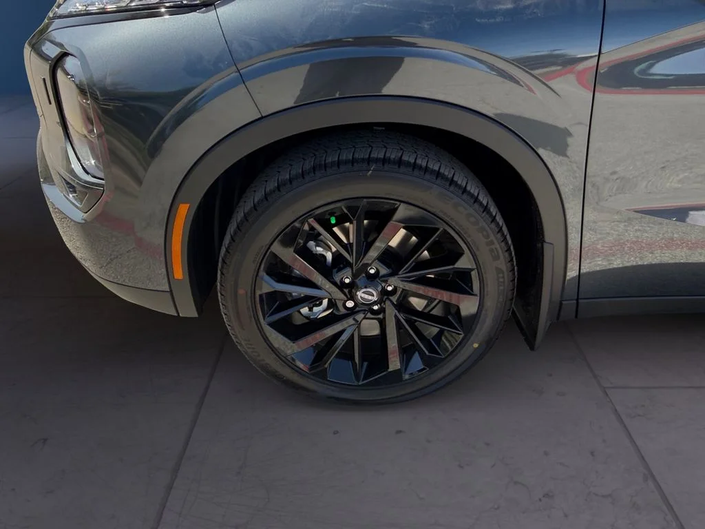 New 2026 Gray Nissan SL image 9