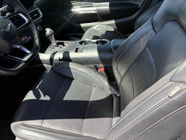 2025 Ford Mustang GT Premium - Photo 11