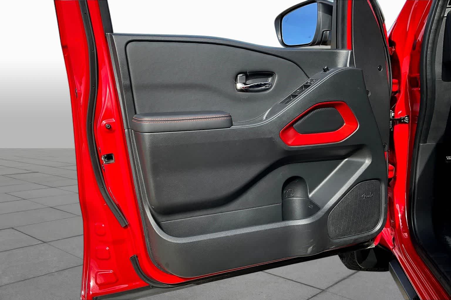 Used 2024 Red Alert Nissan PRO-X image 22