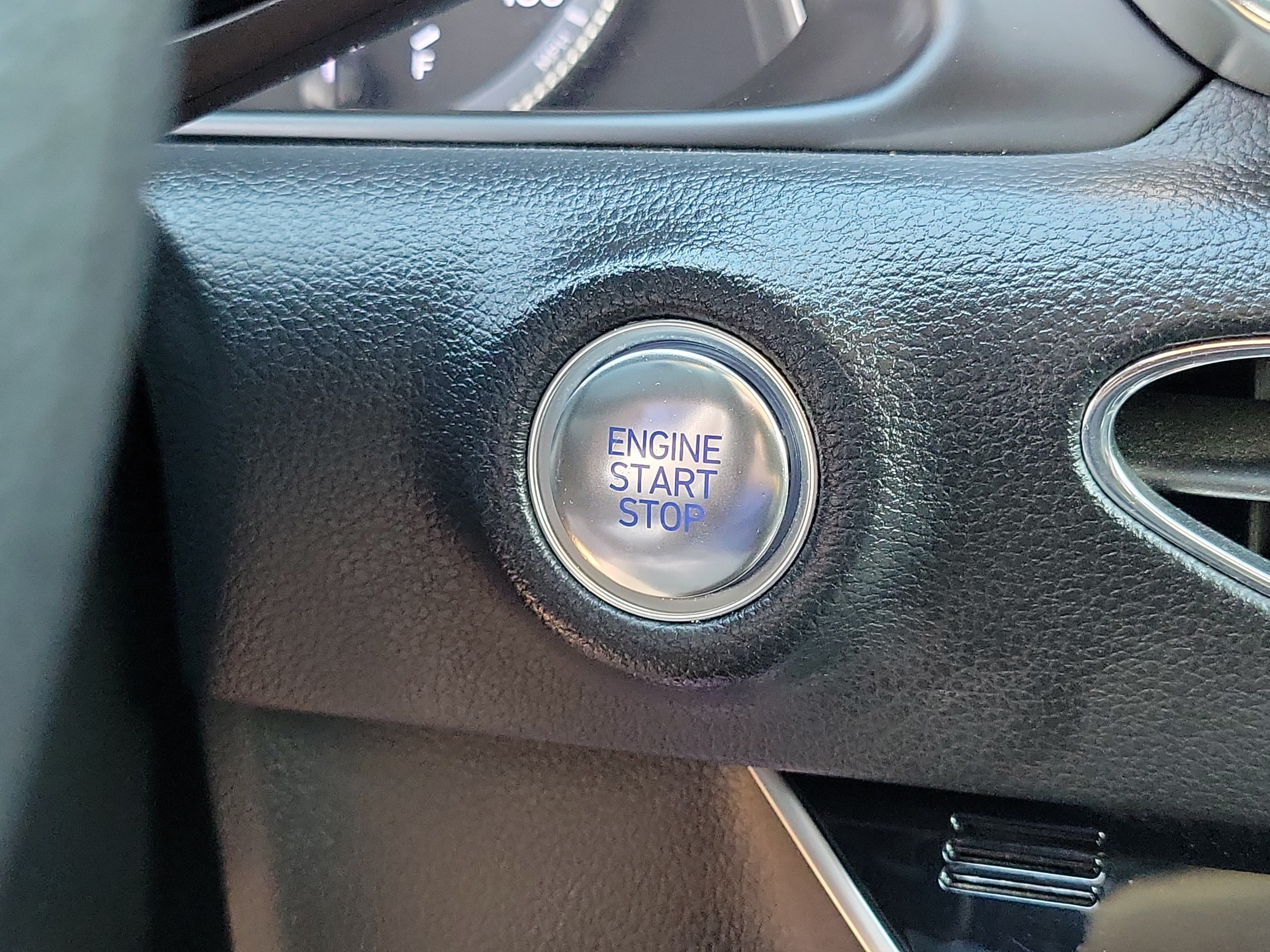 Certified Used 2023 Portofino Gray Hyundai SEL image 17