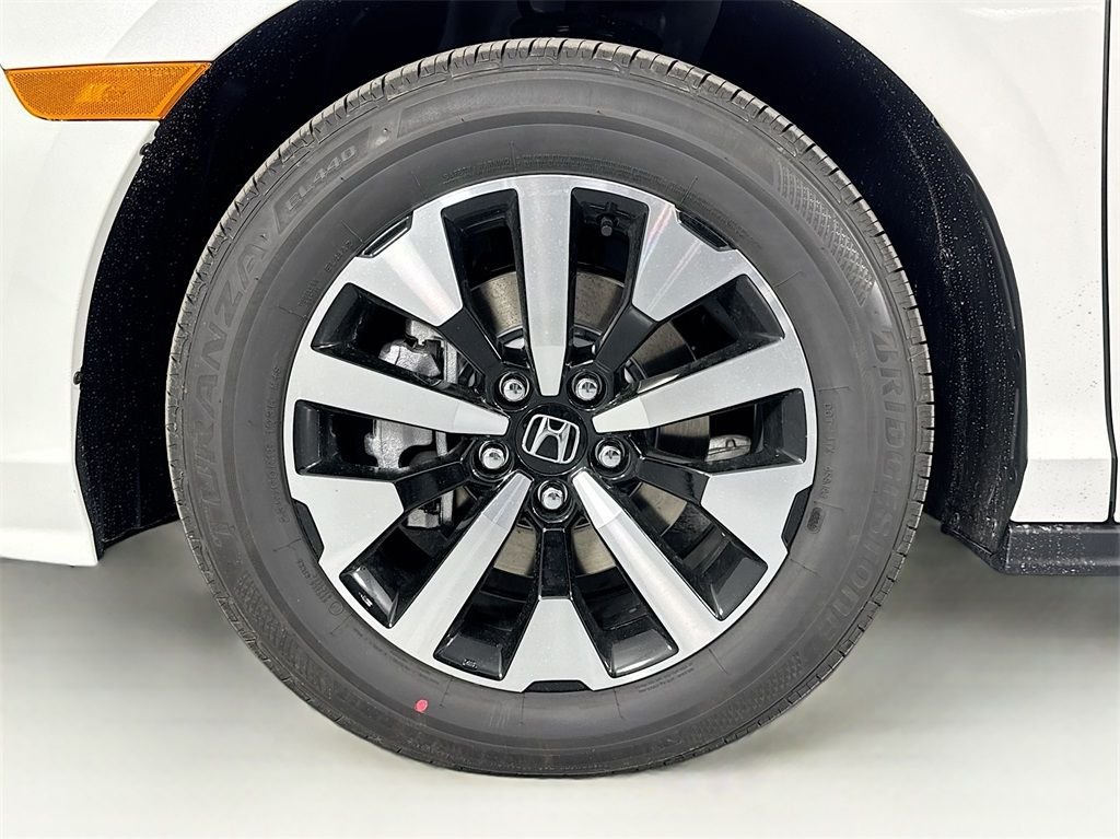 New 2026 Platinum White Pearl Honda EX-L image 13