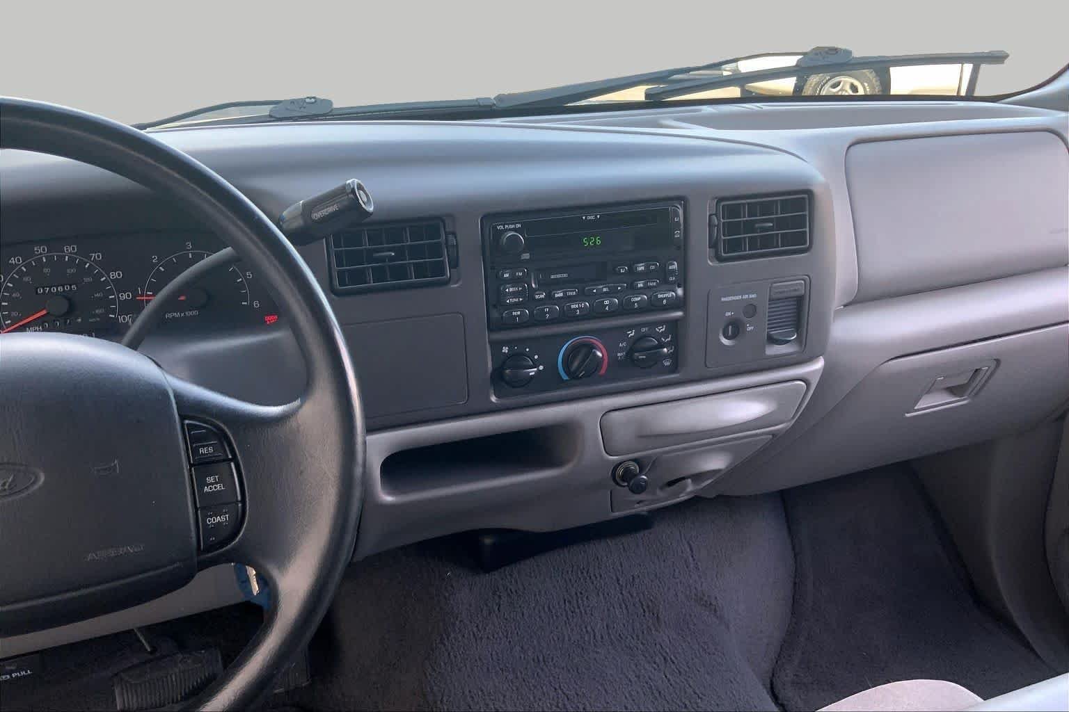Used 2001 Platinum Ford XLT image 6