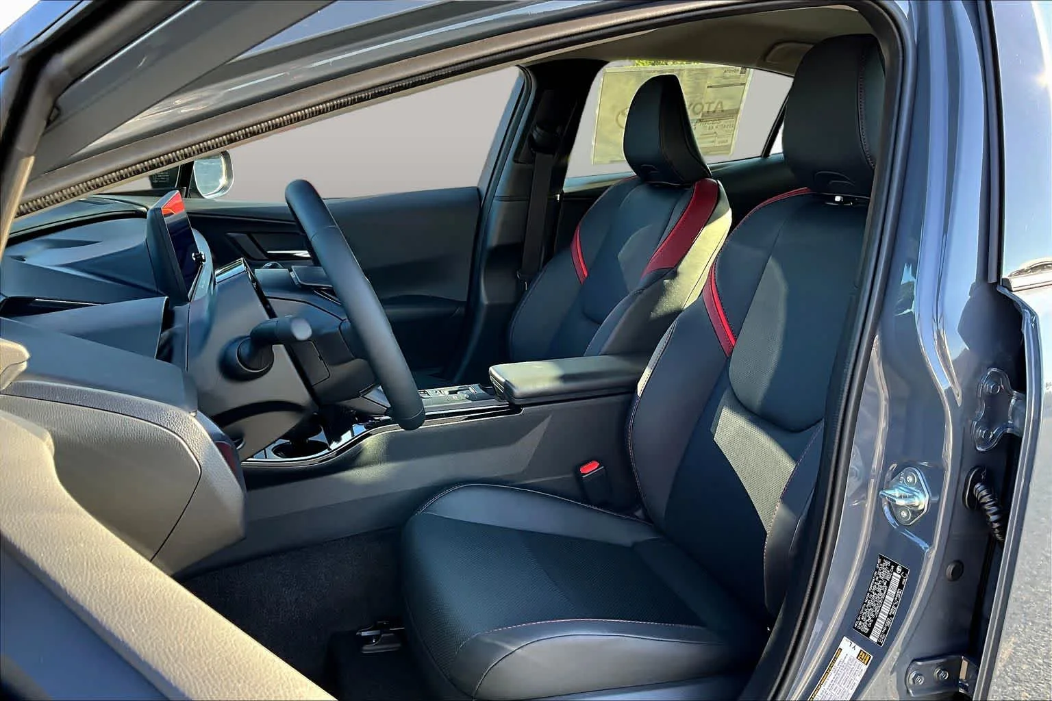 2026 Toyota Prius Plug-in Hybrid XSE Premium - Photo 9