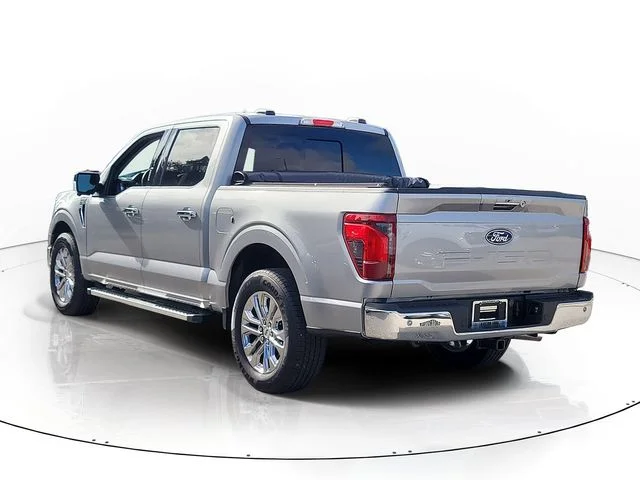 Used 2024 Silver Ford XLT image 7