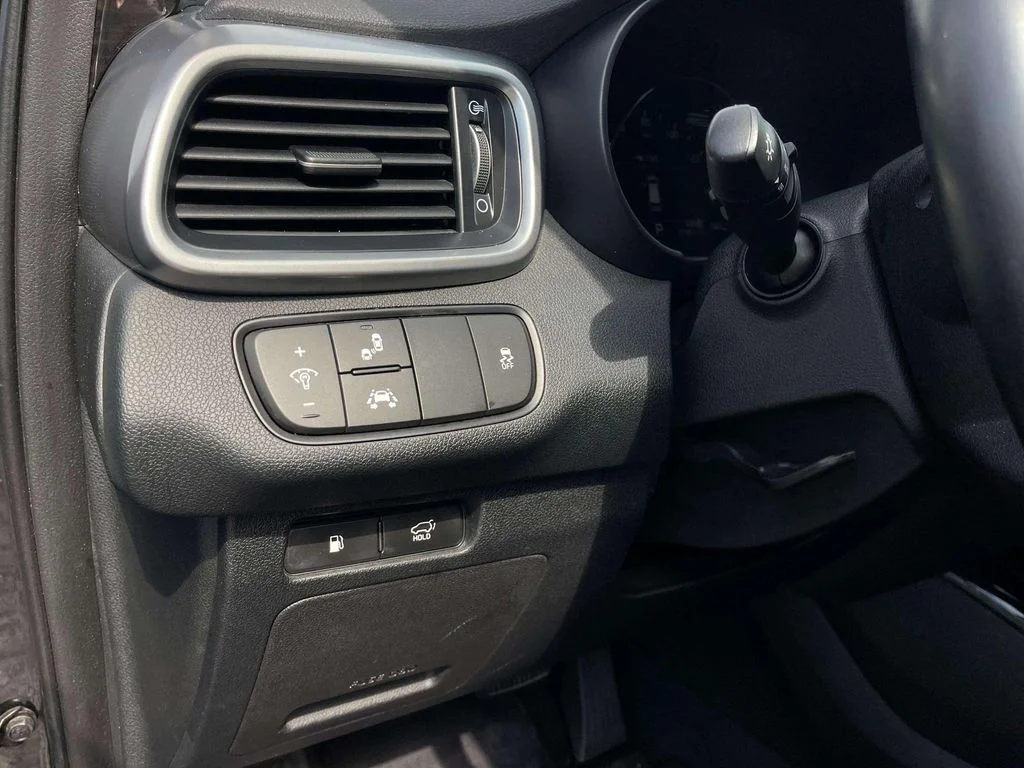 Used 2019 Ebony Black Kia EX image 16