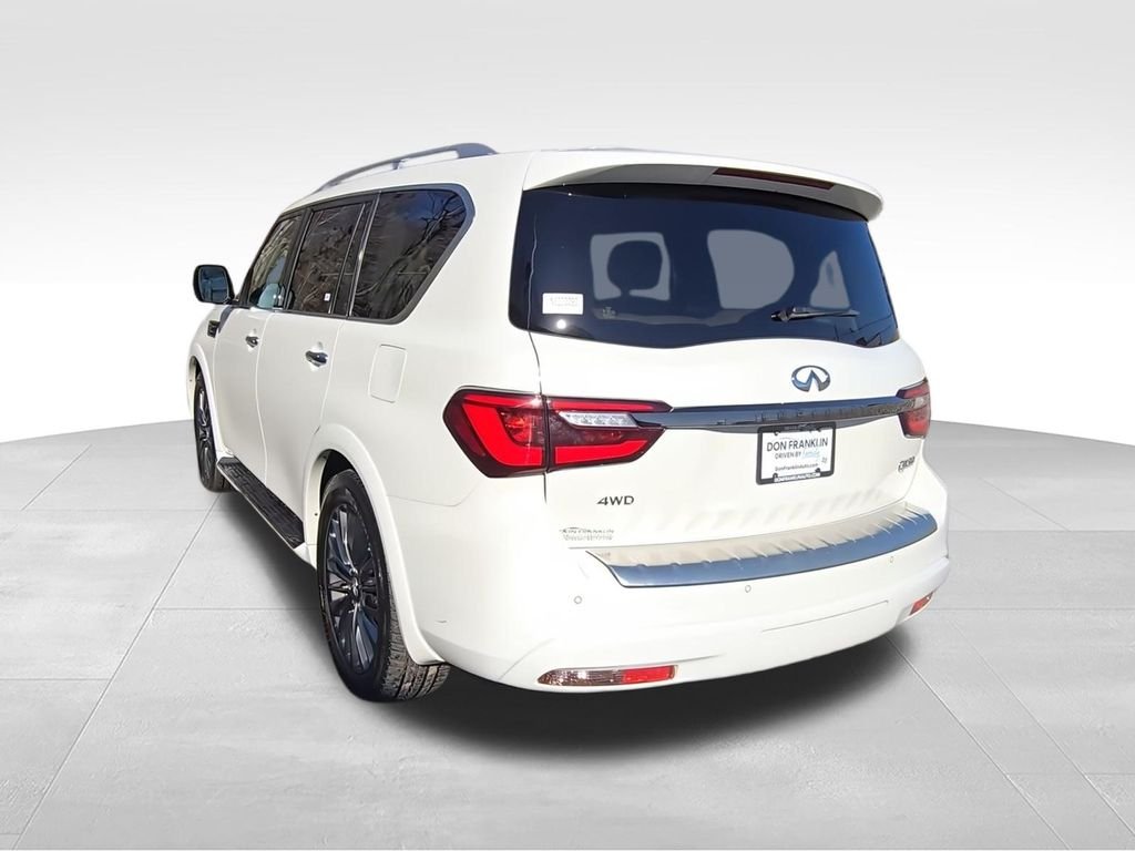 Used 2022 White INFINITI Premium Select image 7