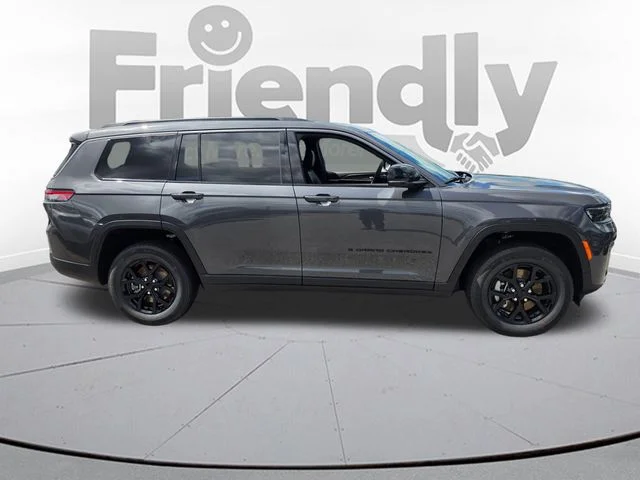 New 2026 Baltic Gray Metallic Clear-Coat Exterior Paint Jeep Laredo image 4