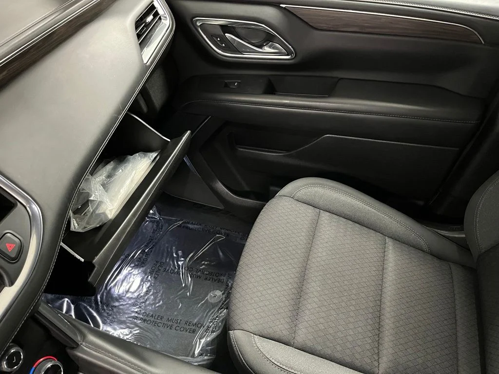 Used 2023 Red Chevrolet LS image 40