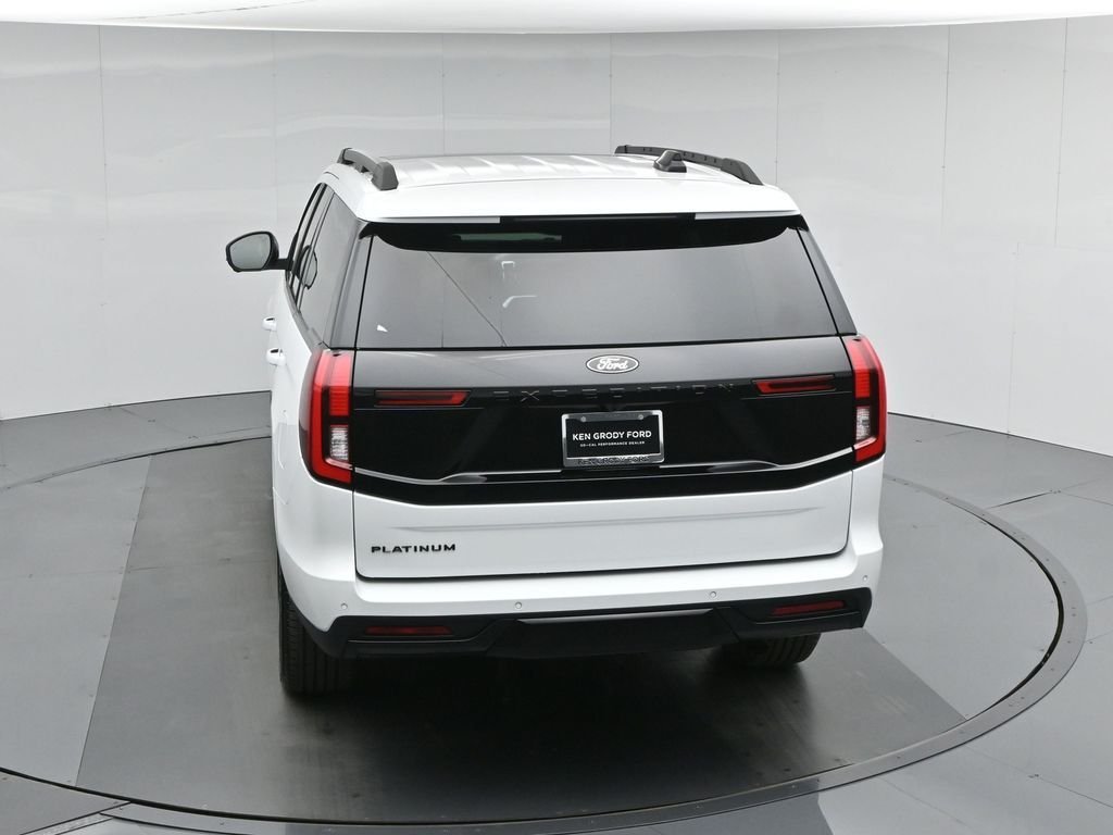 New 2026 Oxford White Ford Platinum image 45
