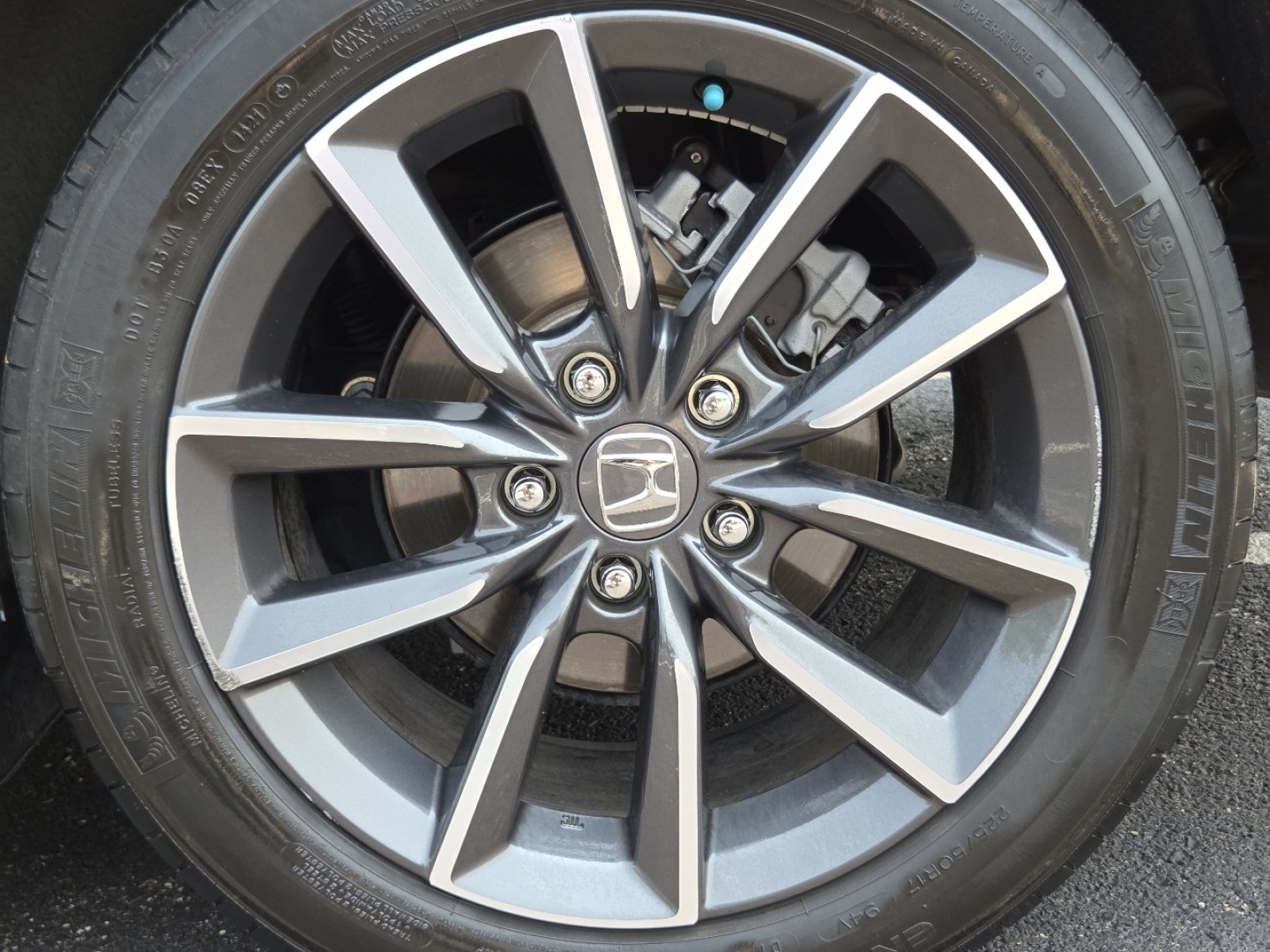 Certified Used 2021 Modern Steel Metallic Honda EX-L image 14