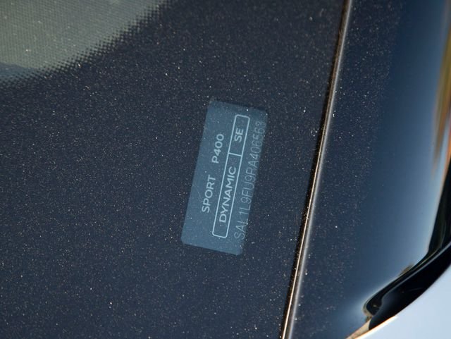 Used 2024 Fuji White Land Rover Dynamic SE image 35