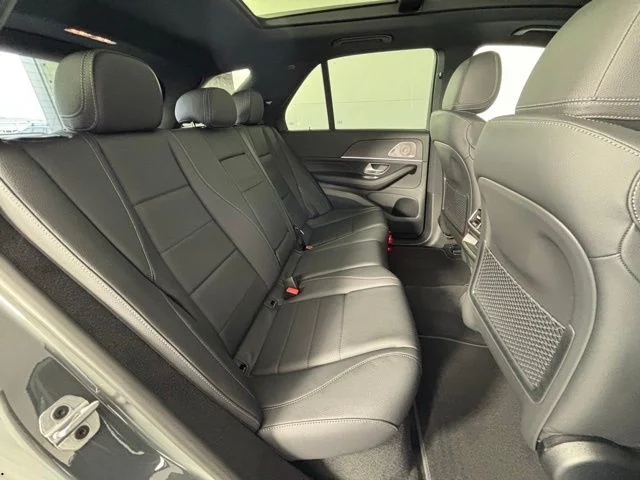 New 2026 MANUFAKTUR Silicon Grey Mercedes-Benz GLE 350 image 42