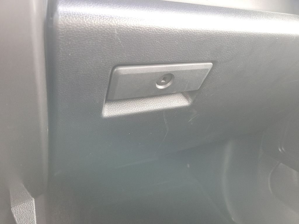 Used 2016 Gray Ford XLT image 36