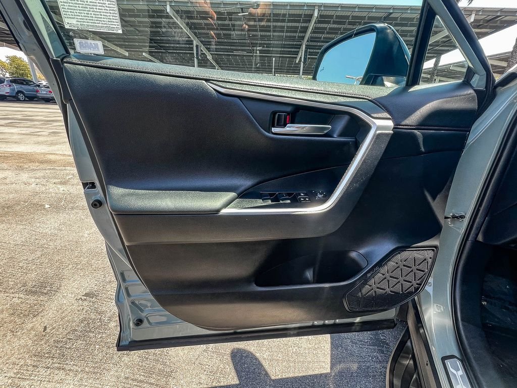 Used 2020 White Toyota TRD Off Road image 19
