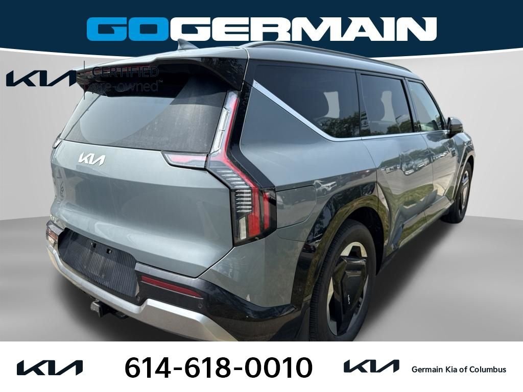 Used 2024 Green Kia Land image 6