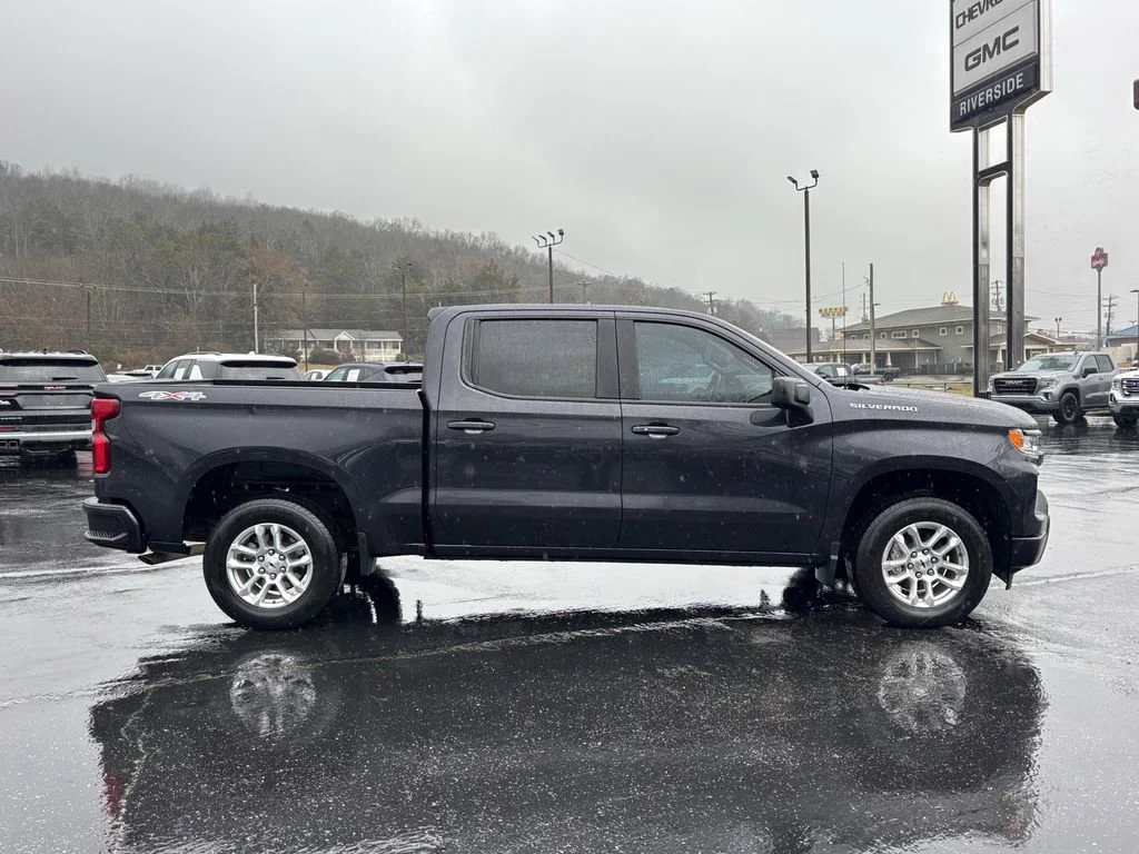 2023 Chevrolet Silverado 1500 RST - Photo 9
