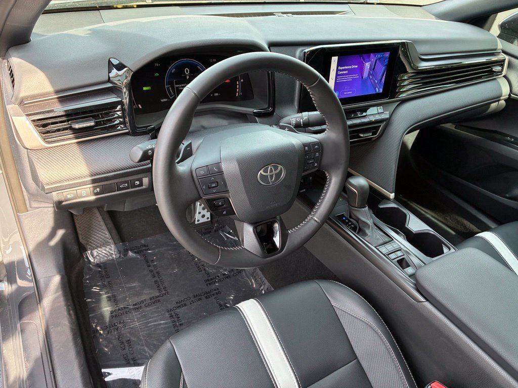 Used 2025 Gray Toyota SE image 16