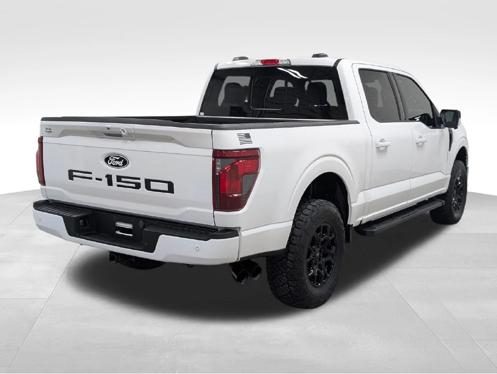 Used 2024 Oxford White Ford XLT image 24