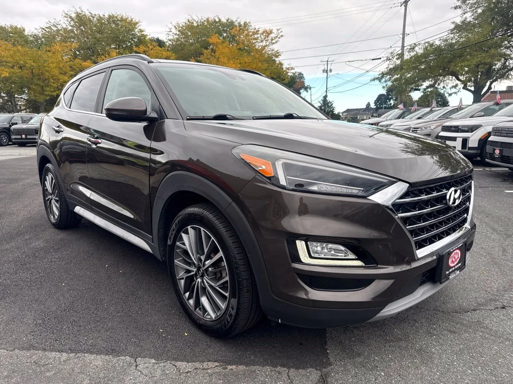Used 2019 Green Hyundai Ultimate image 3