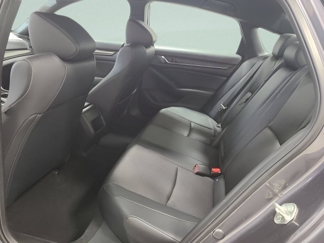 Used 2018 Modern Steel Metallic Honda Sport 1.5T image 17