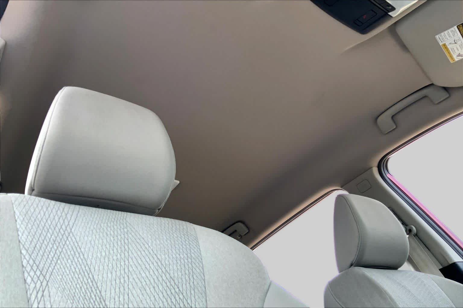 Used 2025 Scarlet Ember Tintcoat Nissan SV image 14