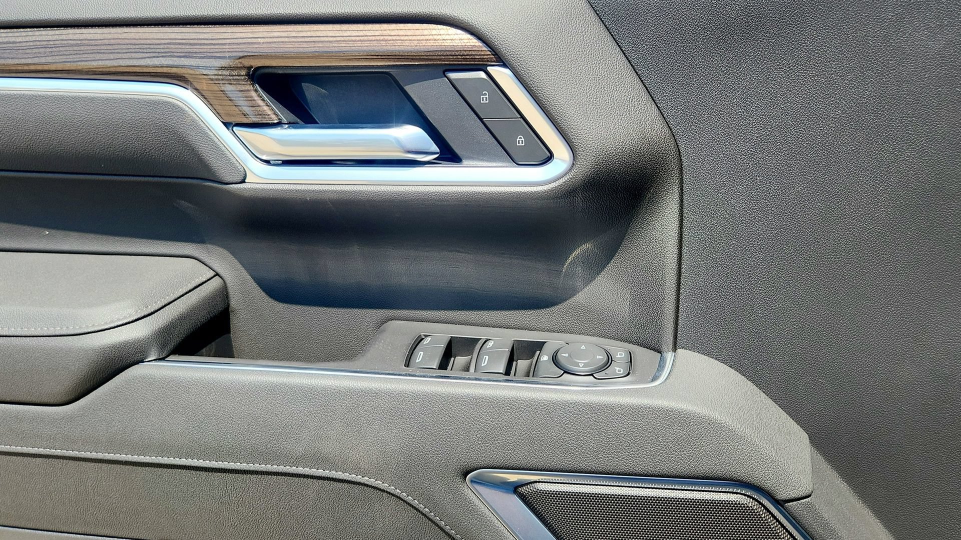 2026 Chevrolet Silverado 1500 LT - Photo 17