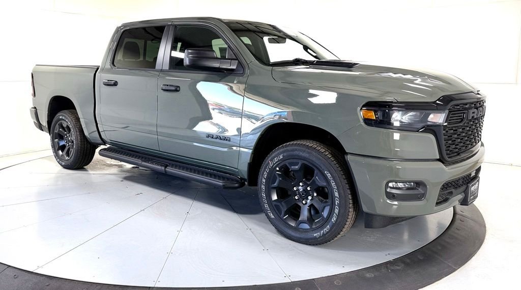 2026 RAM 1500 Express 4x4 Crew Cab 5'7's photo