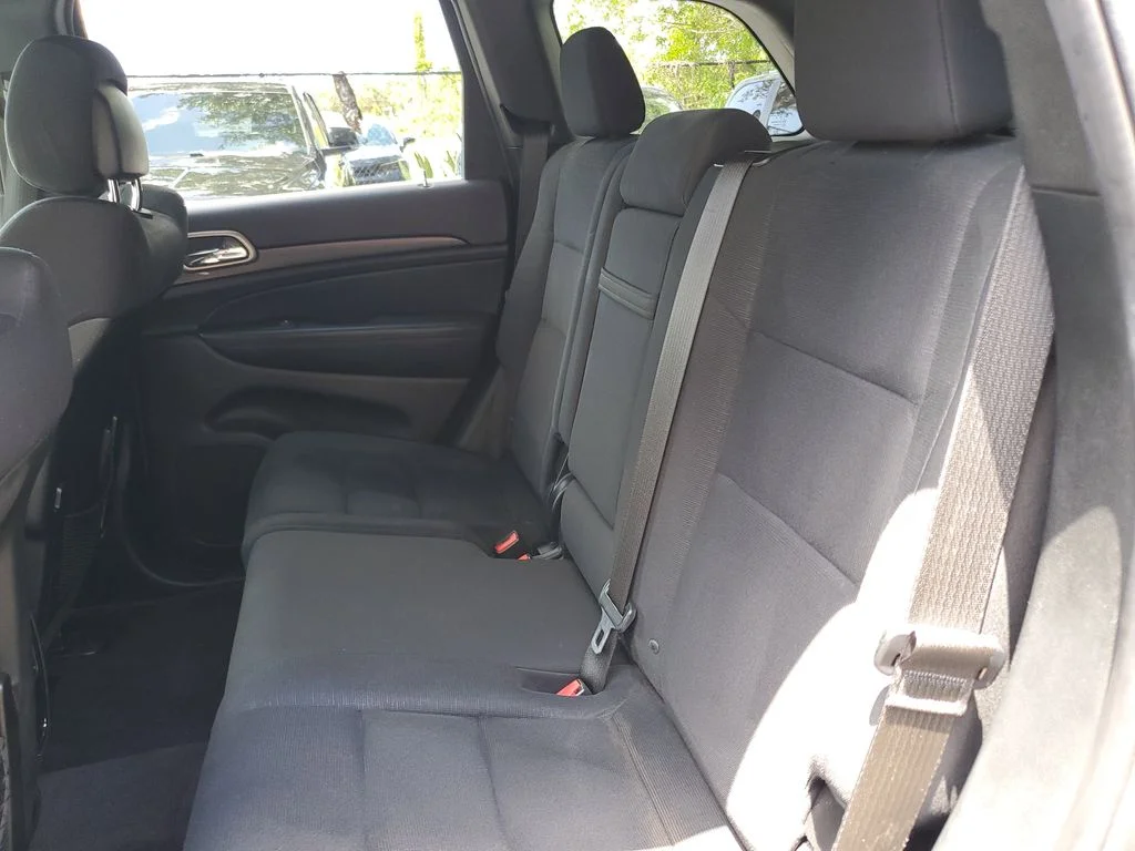 Used 2017 Gray Jeep Laredo image 12