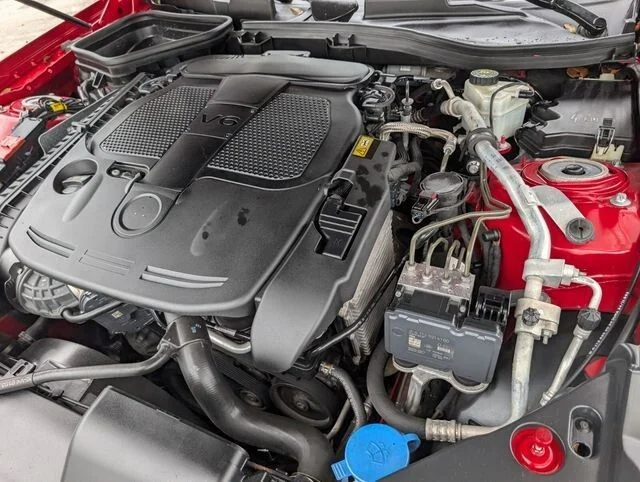 Used 2012 Red Mercedes-Benz SLK 350 image 23